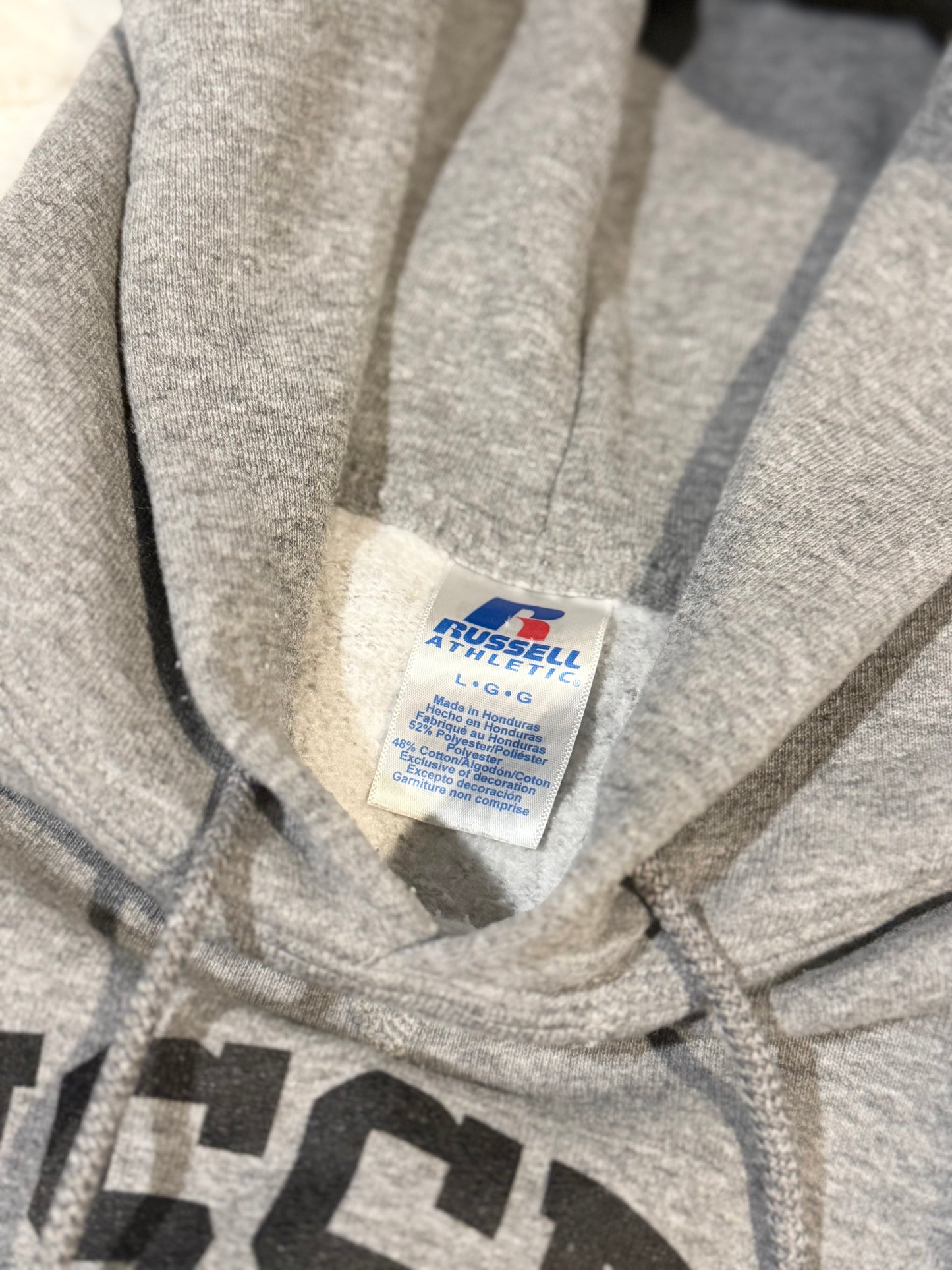 00’s Grey Russell Athletic Hoodie (L)