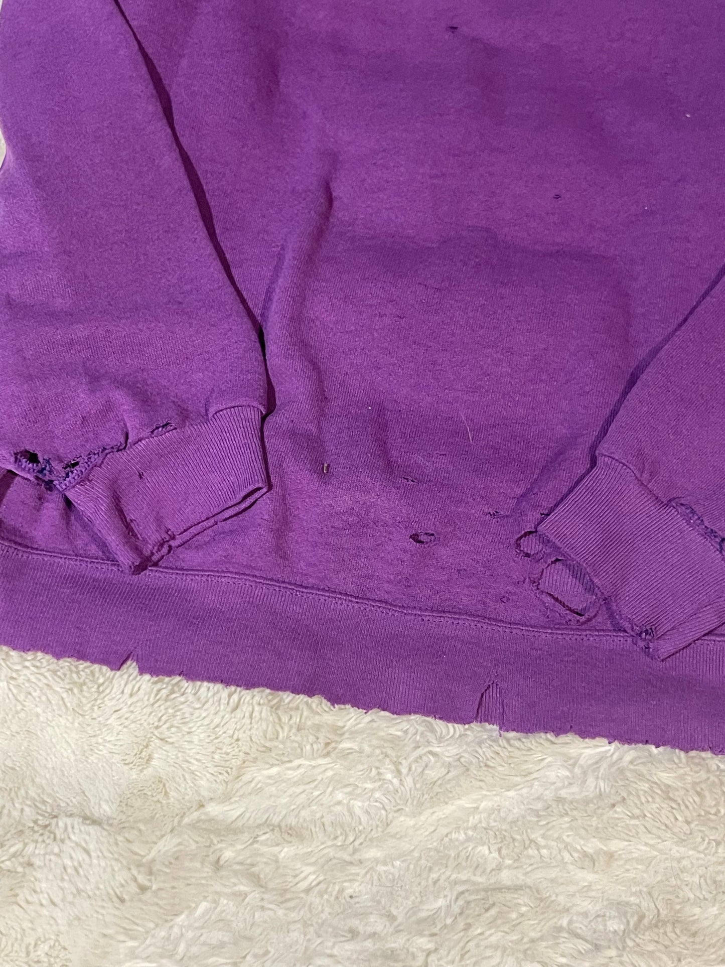 80s Purple Crewneck Thrashed (M)