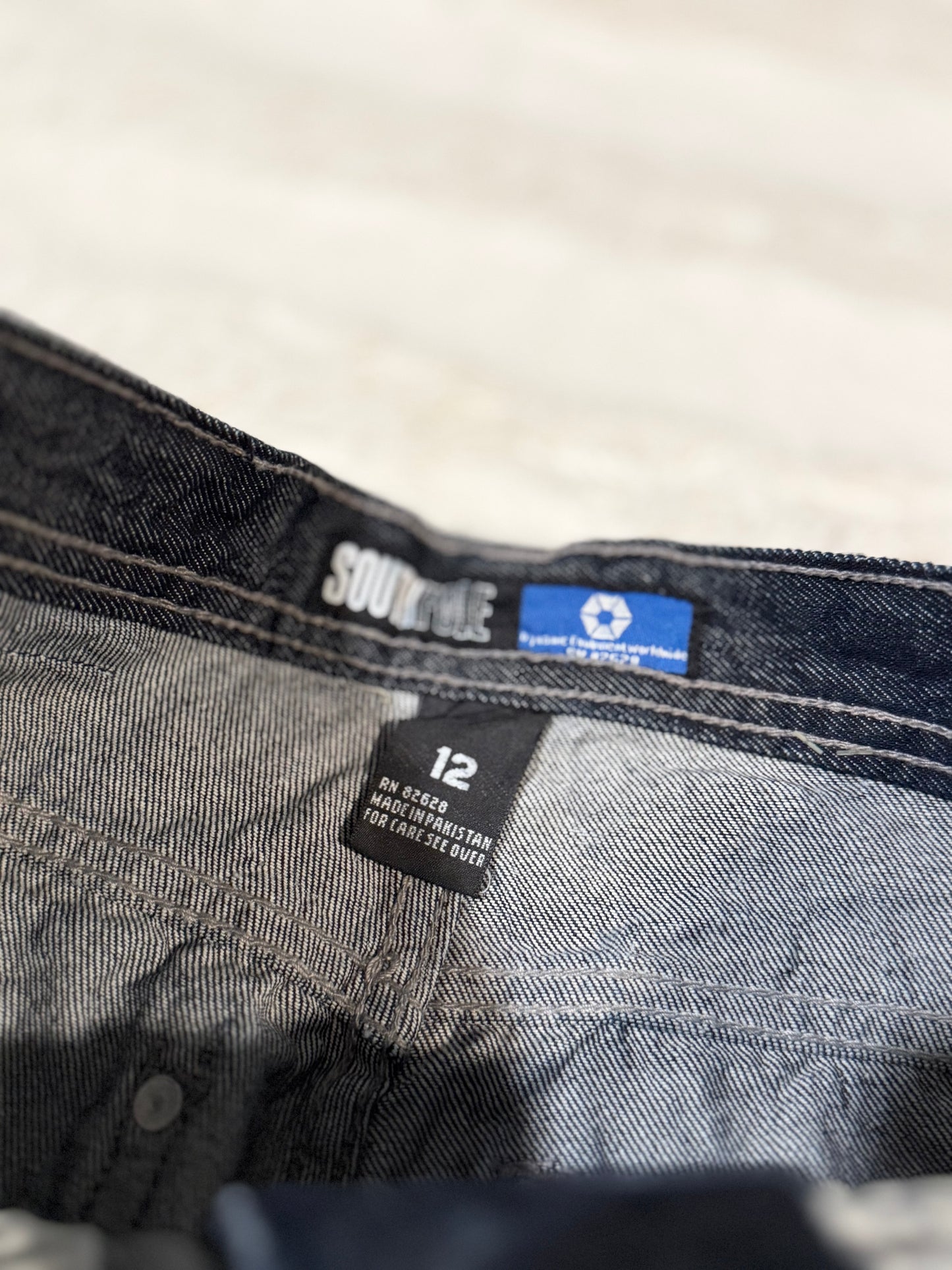 00’s Black Baggy Southpole Embroidered Jeans (28x27)