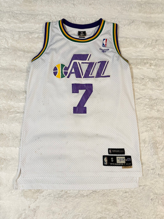 00’s Throwback Pete Maravich Jersey (M)
