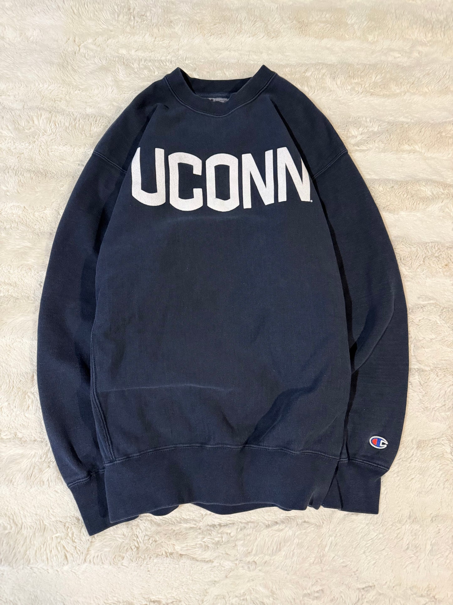 00’s UConn Champion Reverse Weave Crewneck (M)