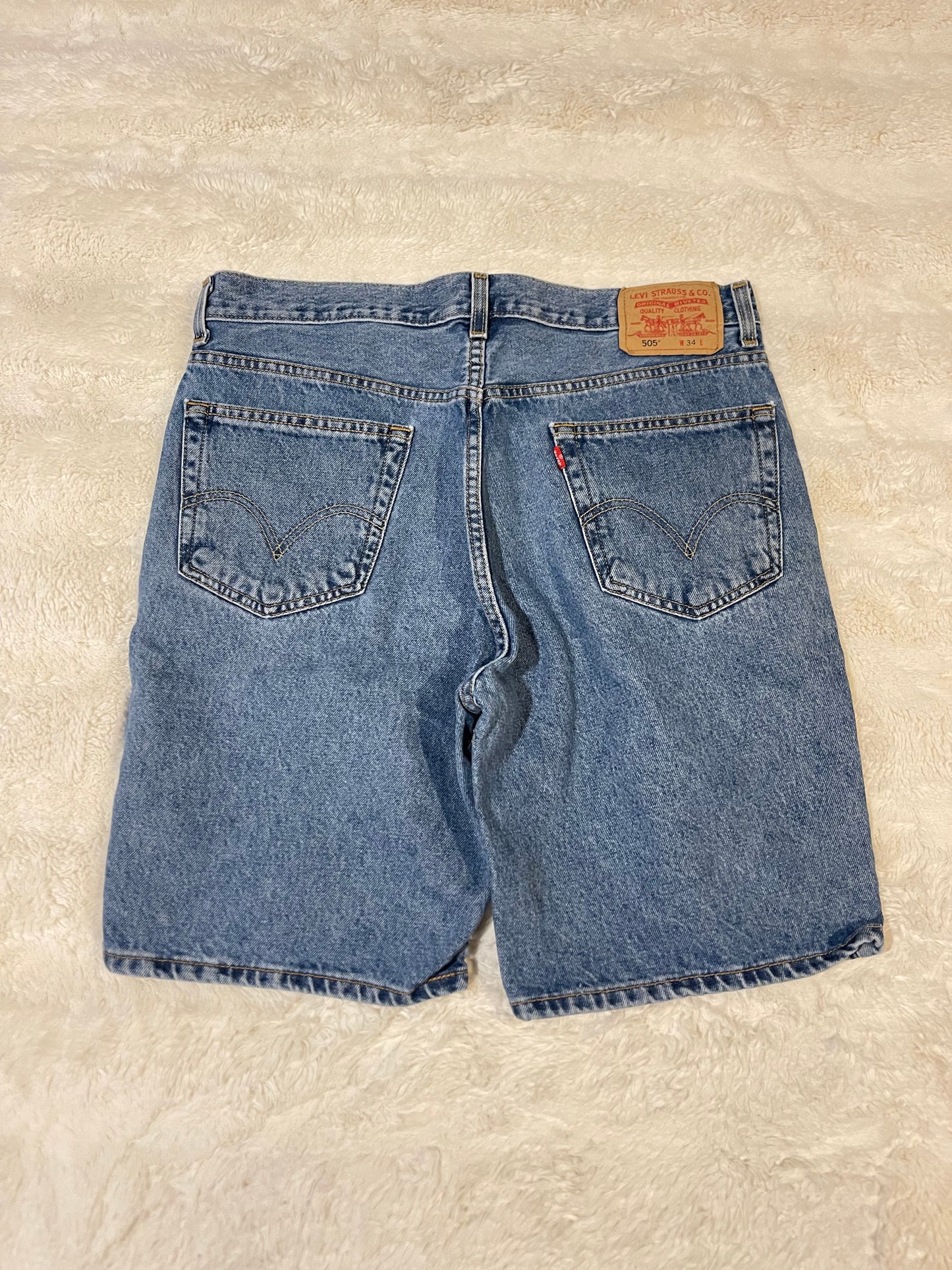 00’s Levis 505 Denim Jorts (34)