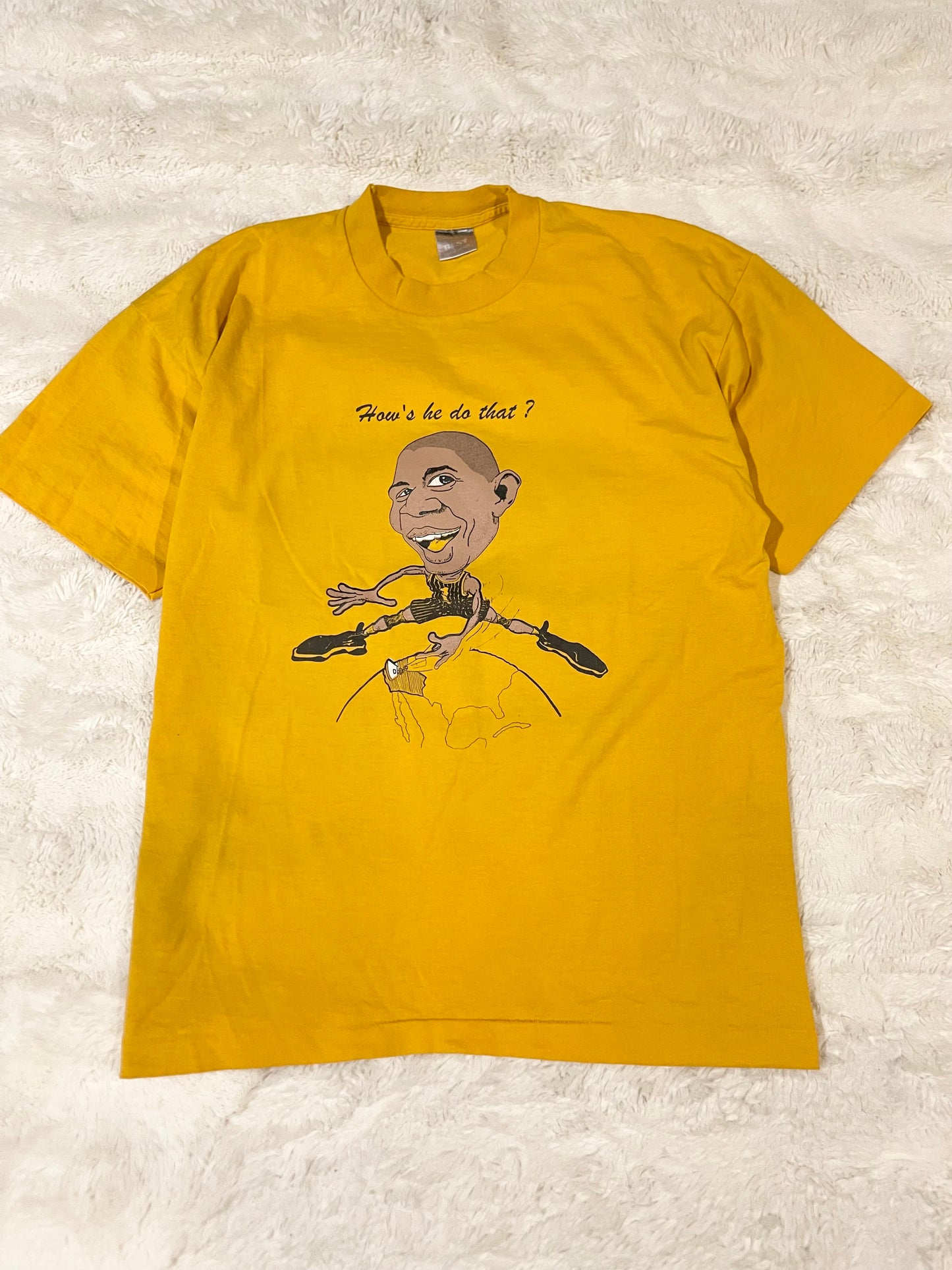 90s Magic Johnson ‘It’s Magic’ Tee (XL)