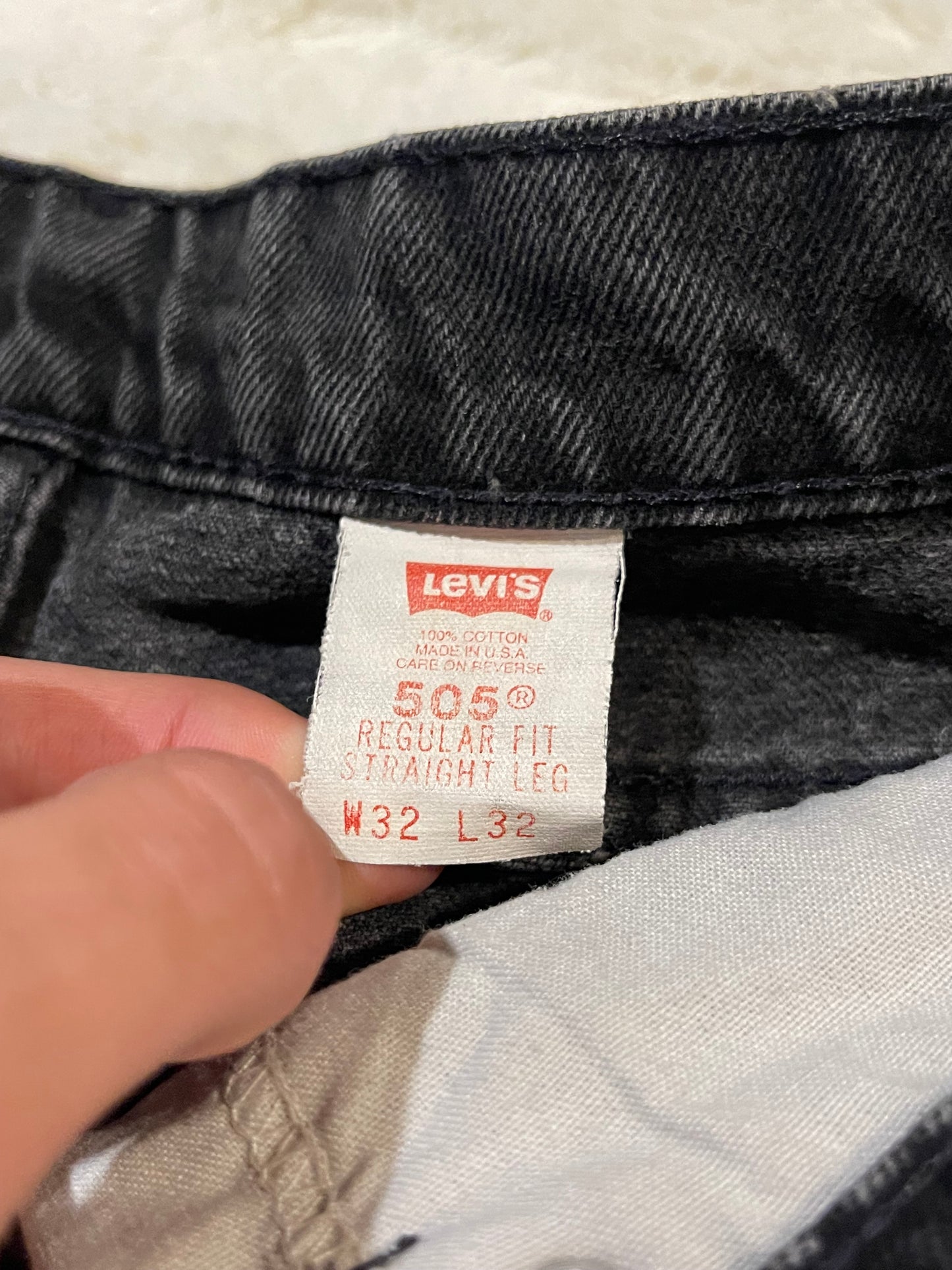 90s Levis 505 ‘Orange Tab’ Jeans (32x32)