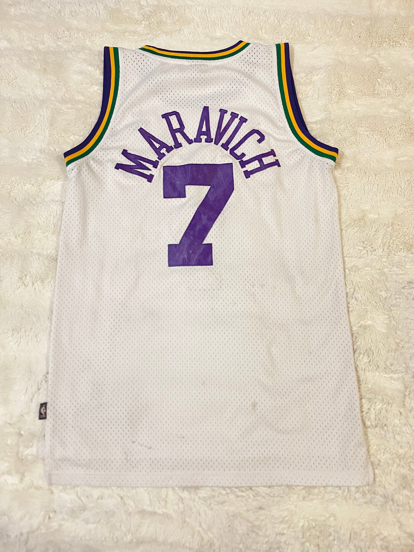 00’s Throwback Pete Maravich Jersey (M)