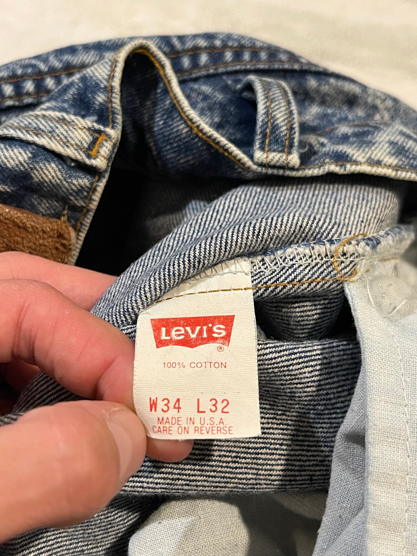 90s Levis Stonewashed Jeans (34x32)