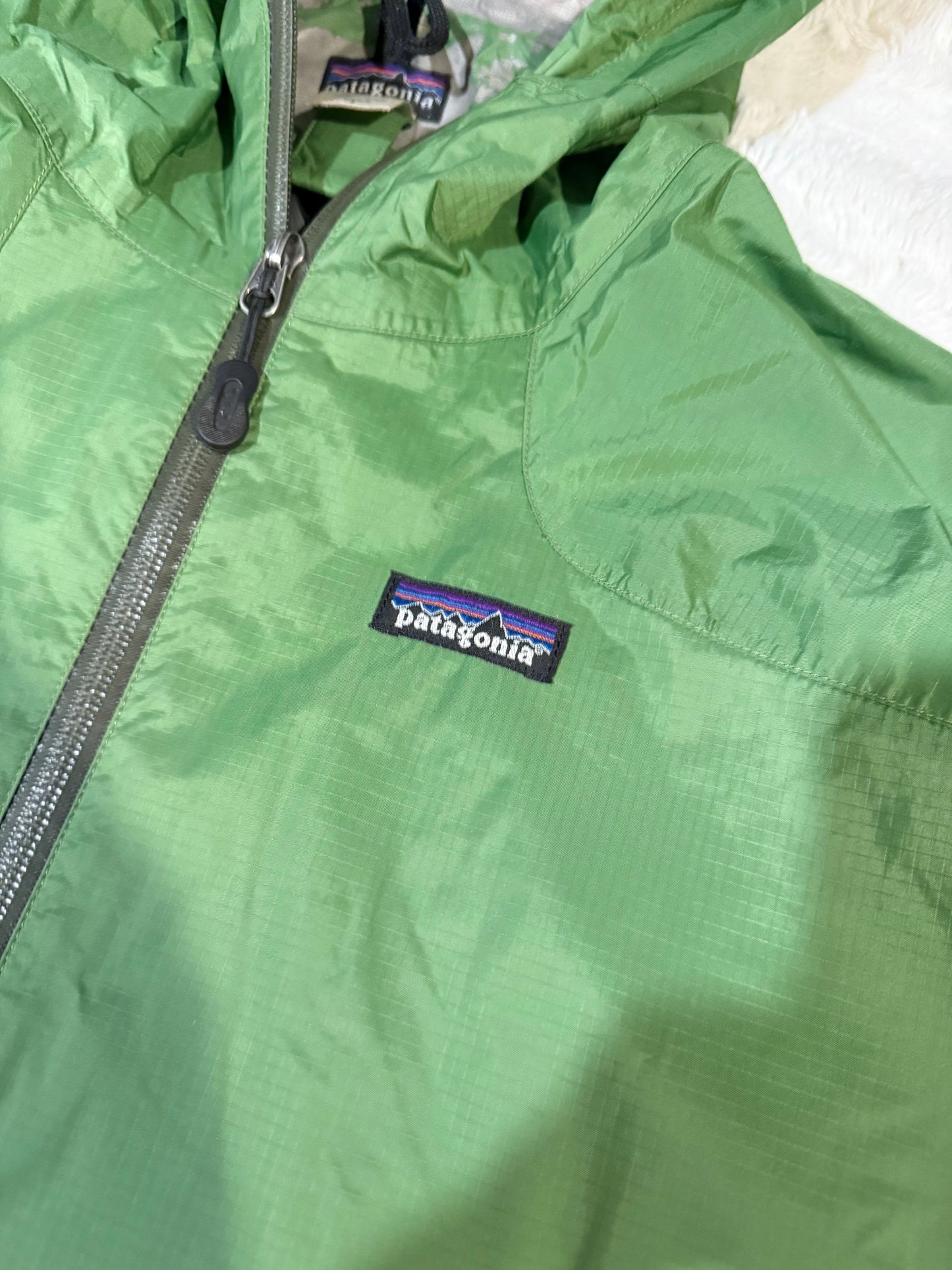 00’s Patagonia Zip-Up Windbreaker (XL)