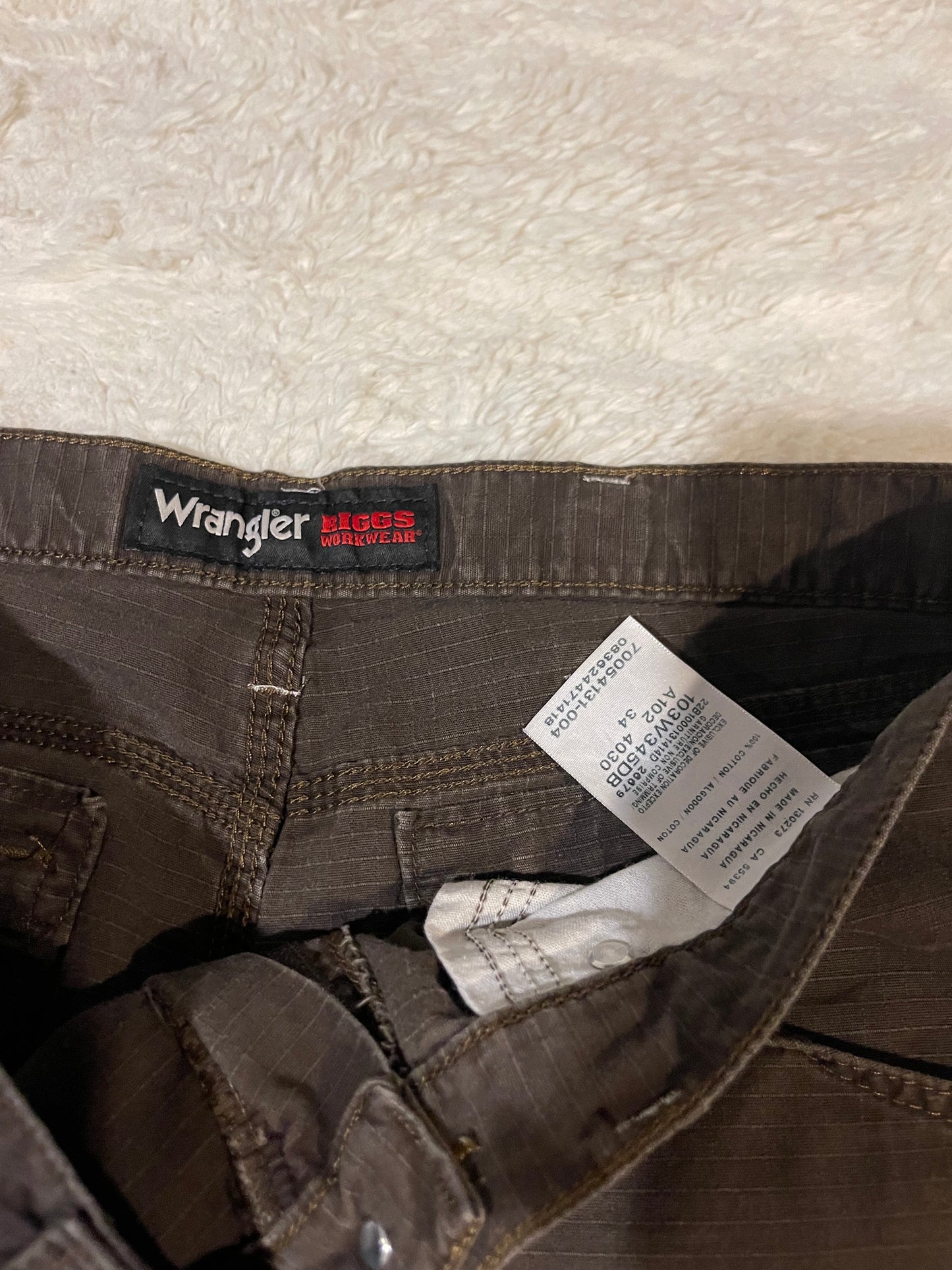 Brown Wrangler Shorts (34)