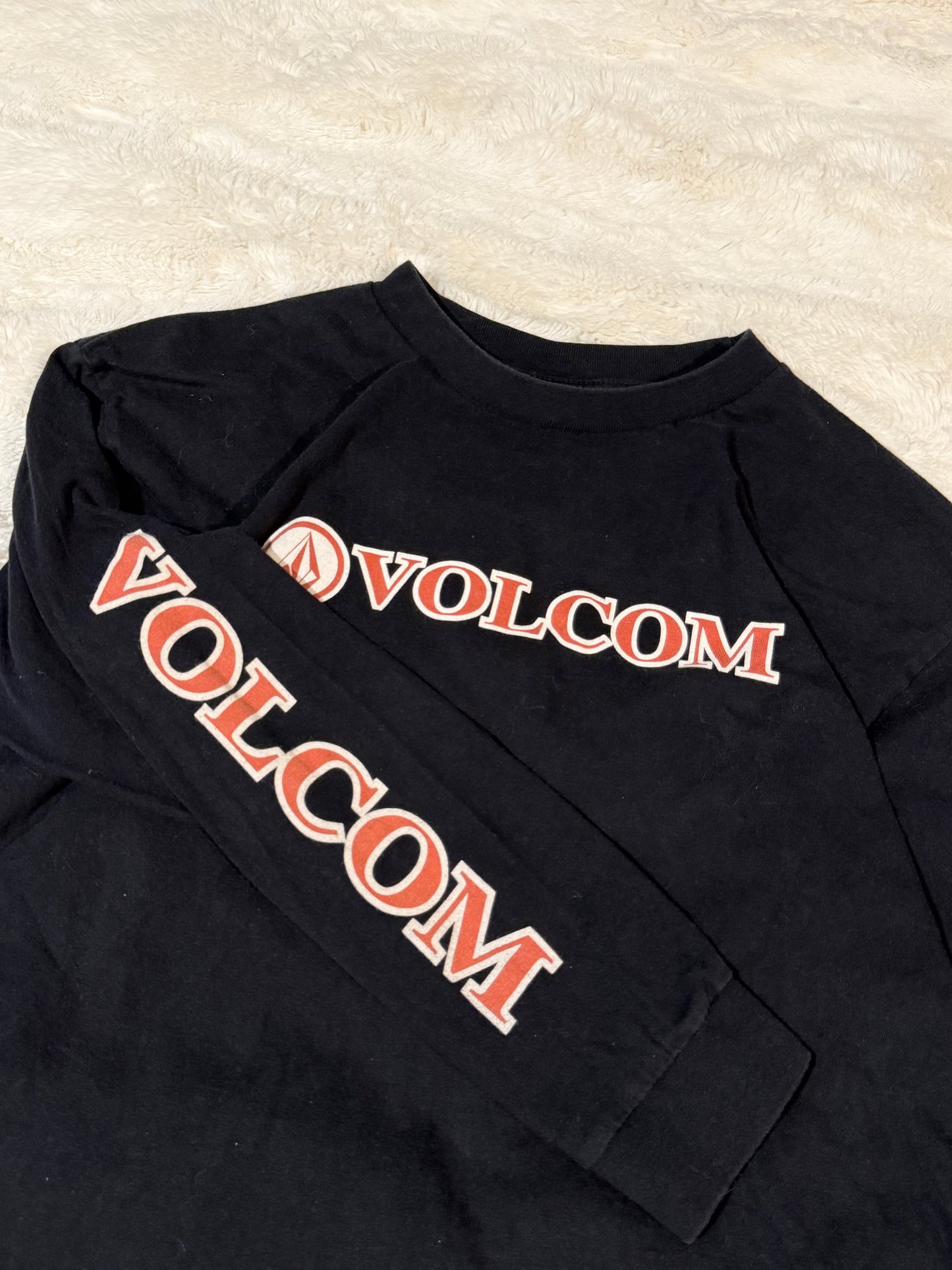 00’s Volcom Longsleeve Tee (S)