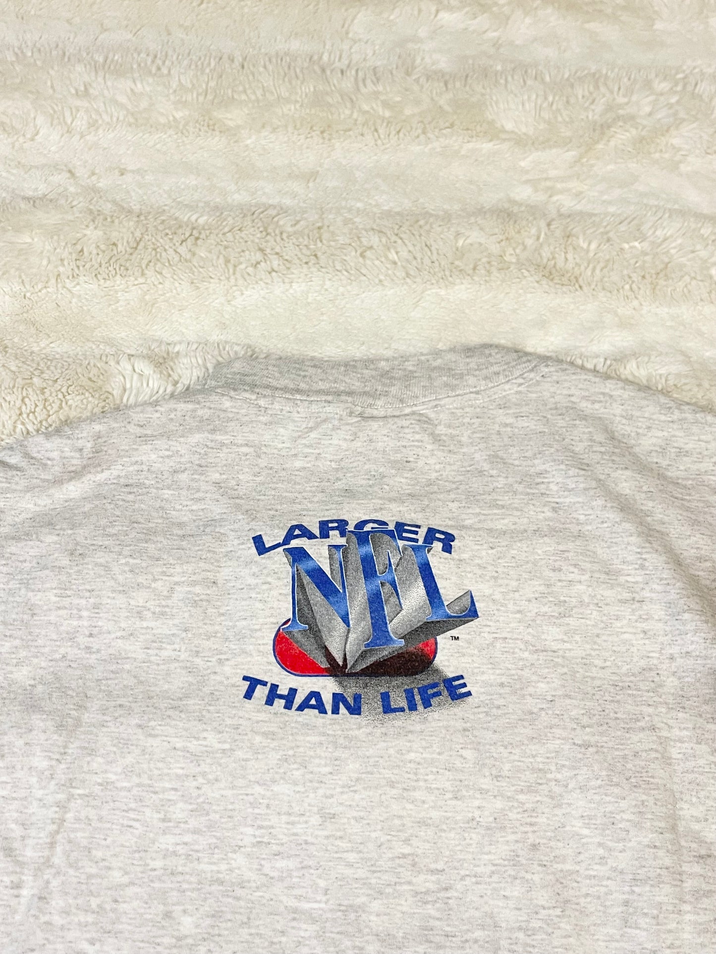 1995 Patriots ‘Larger than Life’ Tee (L)