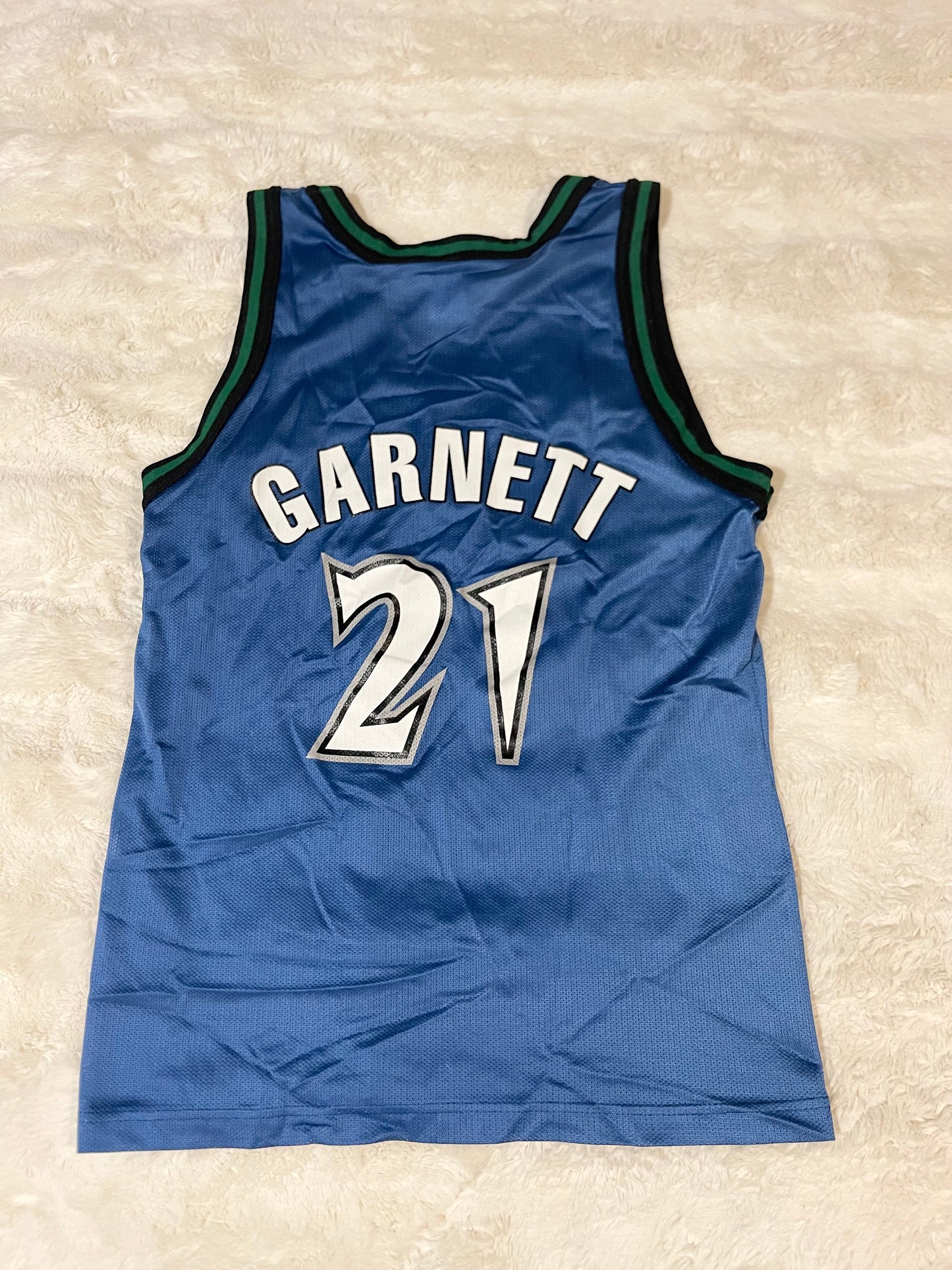 90s Timberwolves Kevin Garnett Champion Jersey (M)