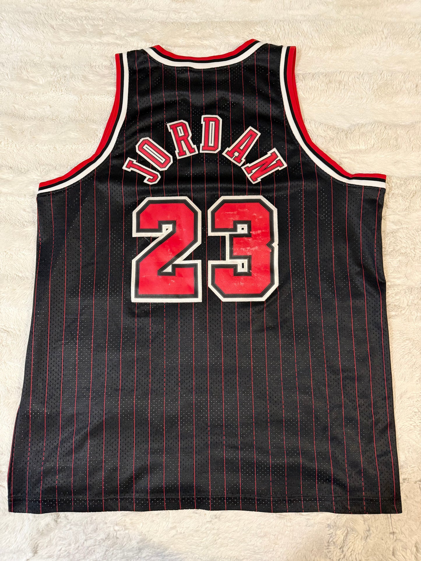 90s Nike Bulls Michael Jordan Jersey (XXL)