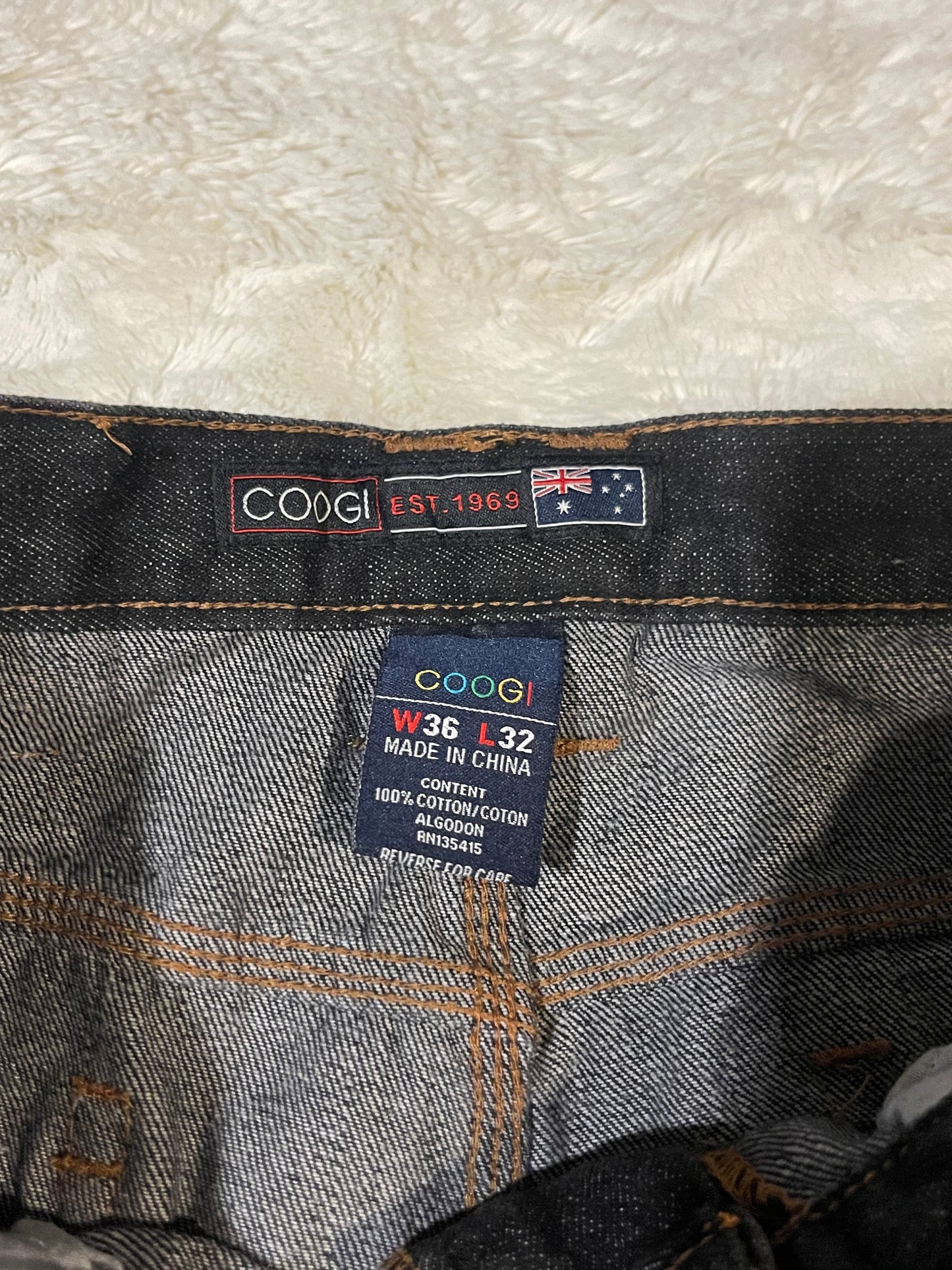 00’s Coogi Jeans (36x32)