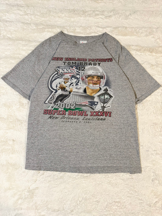 2002 Tom Brady Patriots Tee (XL)