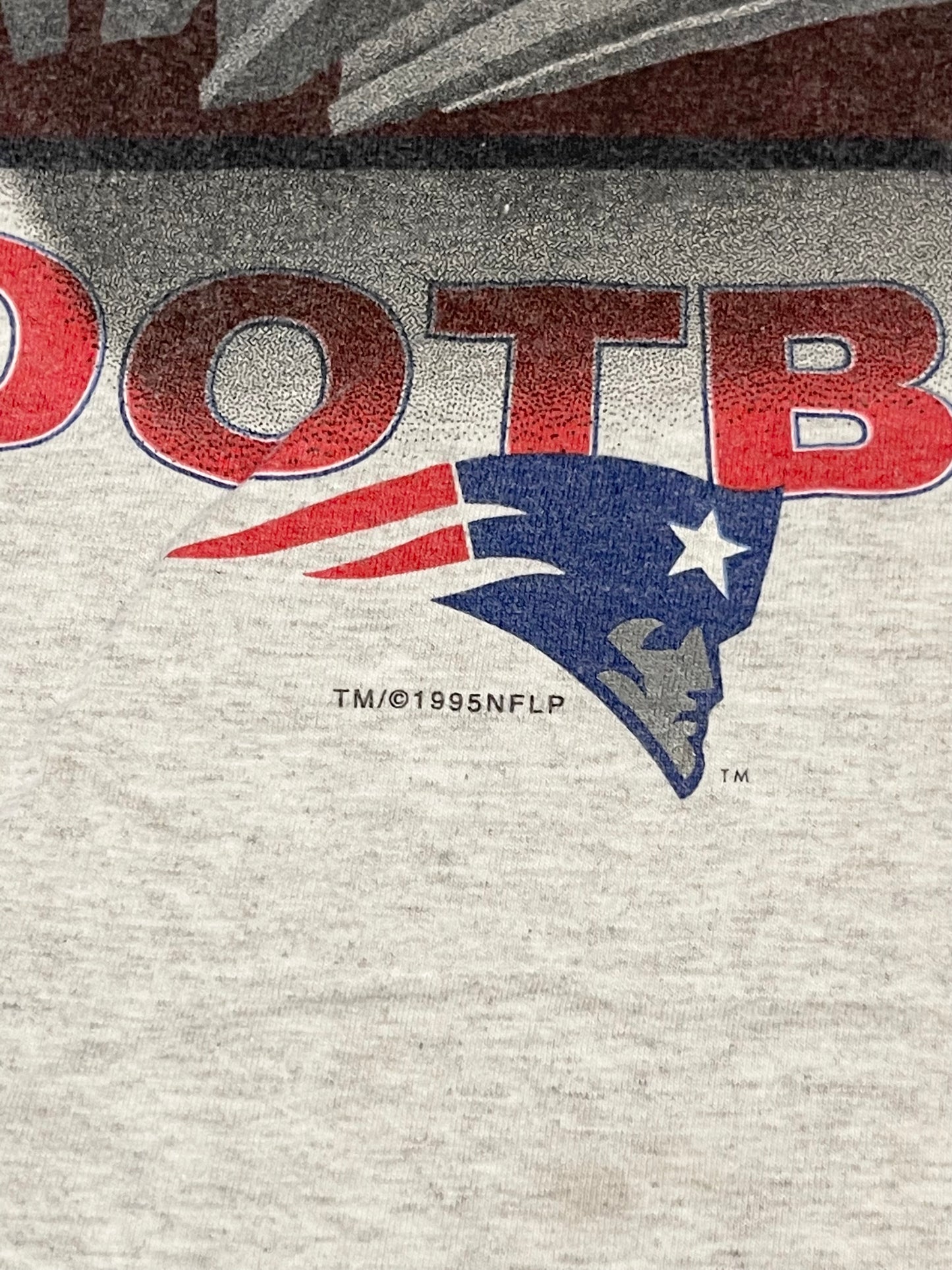 1995 Patriots ‘Larger than Life’ Tee (L)