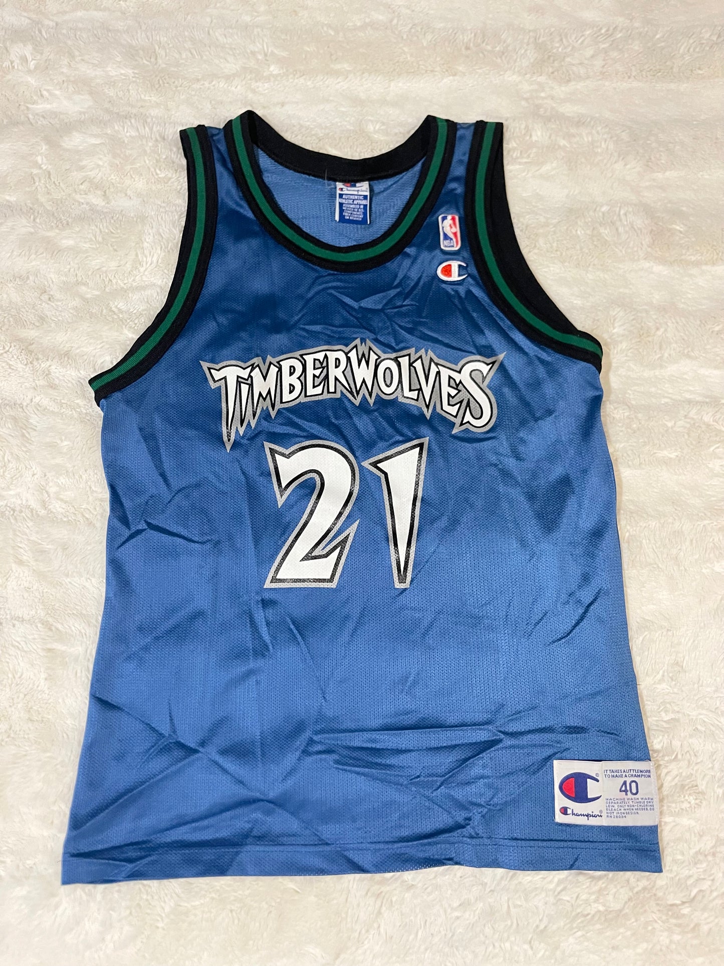 90s Timberwolves Kevin Garnett Champion Jersey (M)