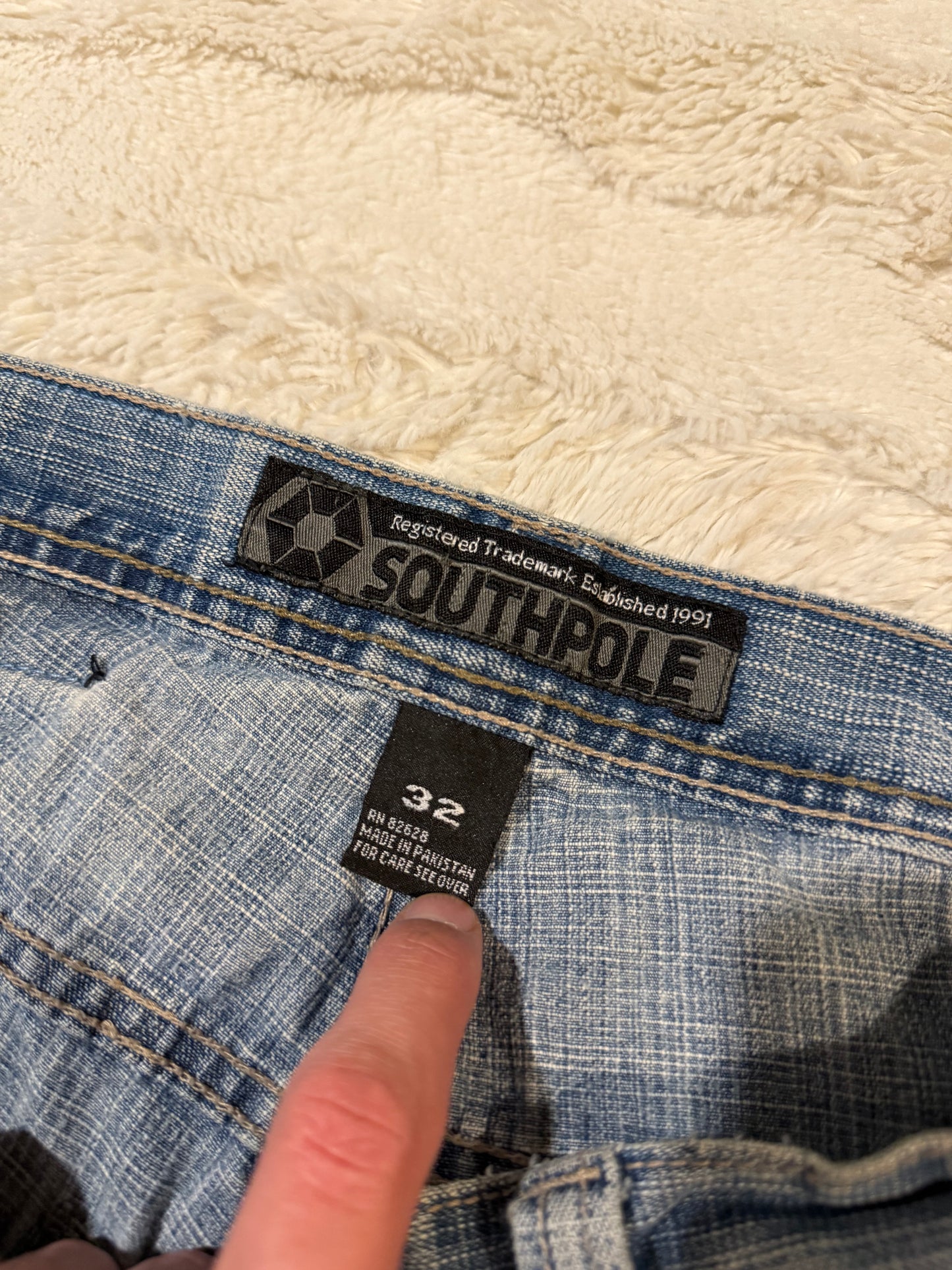 00’s Southpole Baggy Jeans (32)